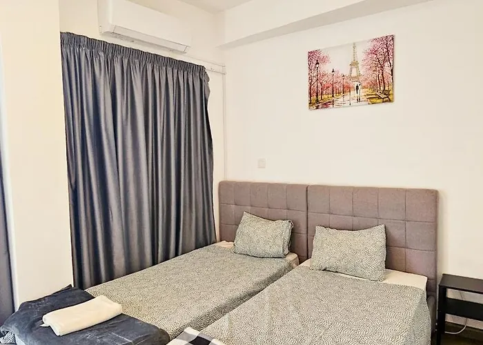 Проживання в сім'ї Downtown Rooms, 200m From Marina *