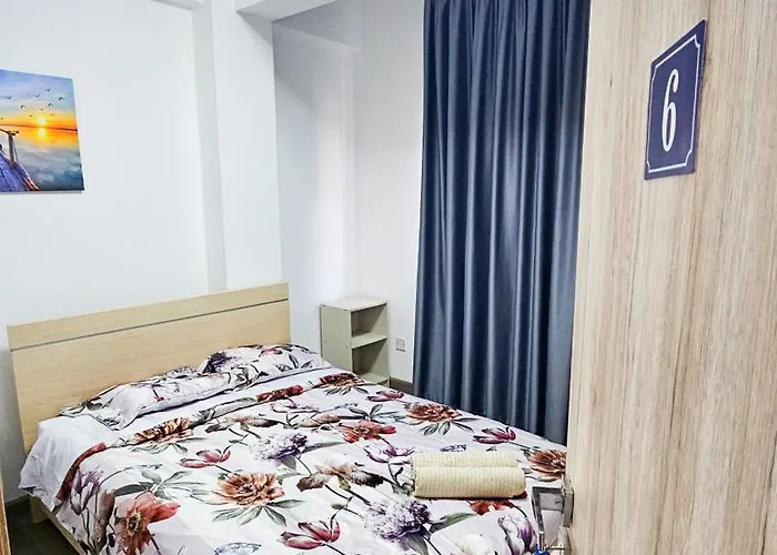 Downtown Rooms, 200m From Marina Δωμάτια σε οικογενειακή κατοικία *